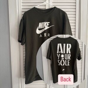 Nike Sportswear Air Your Sole Sequoia T-Shirt Size L Loose Fit Olive Green Max90
